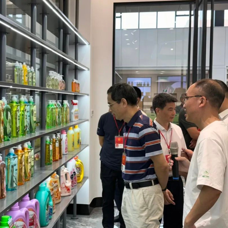 The Heshan Municipal People's Congress Standing Committee Delegation Visited Guangdong Zhenbao Personal Health Technology Co., Ltd. For Research and Guidance